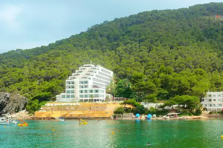 Cala Llonga a settembre