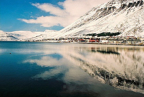 Ísafjörður :  Ísafjörður :