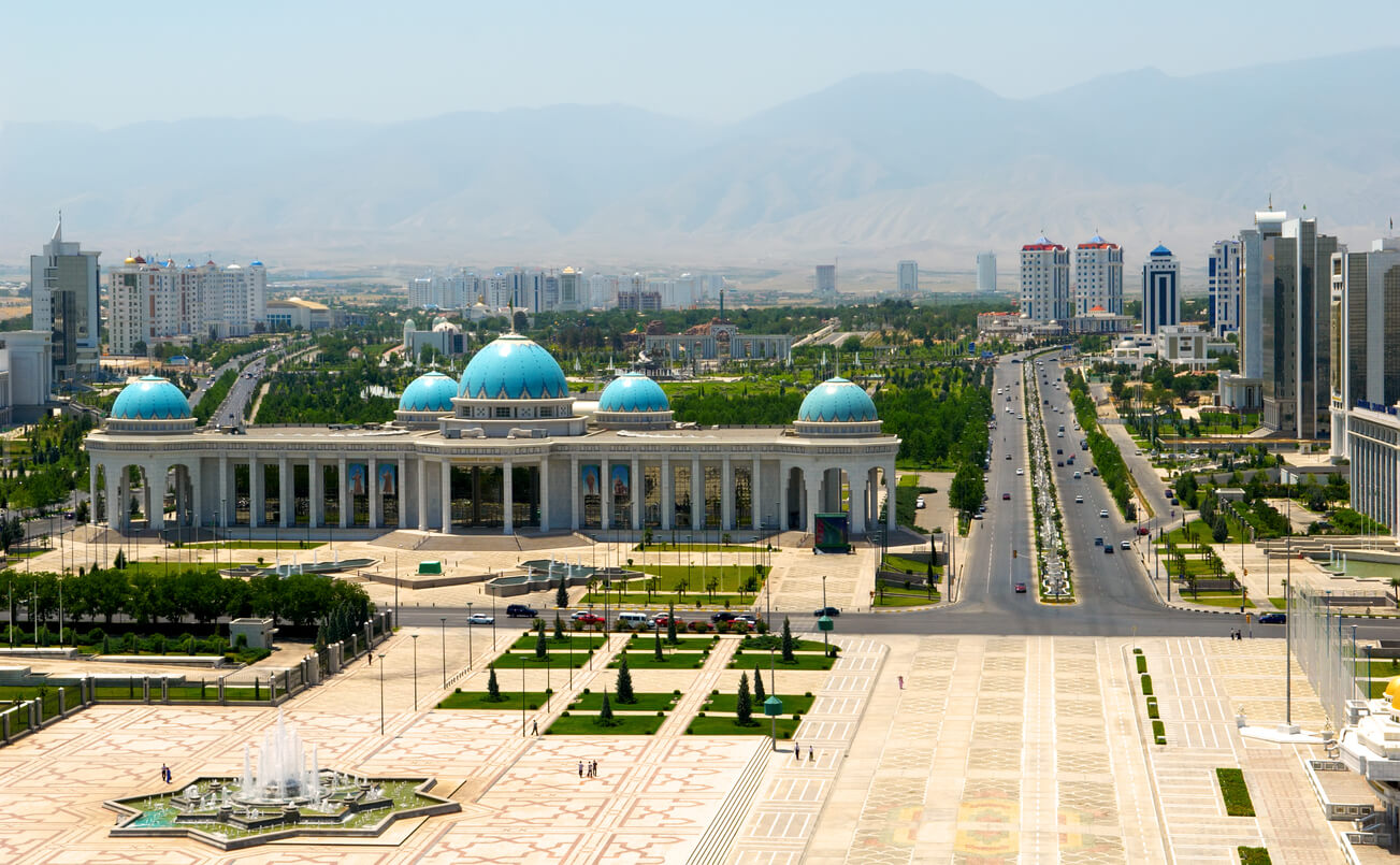 Asgabat : Le palais du Président. Achgabat