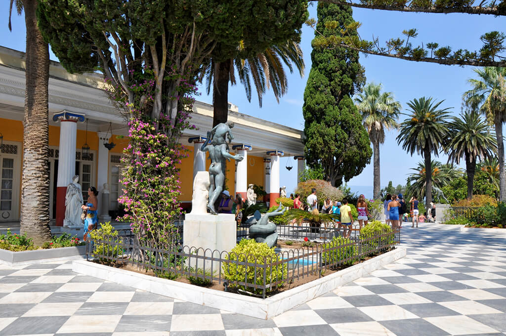 Achilleio : Achilleio :