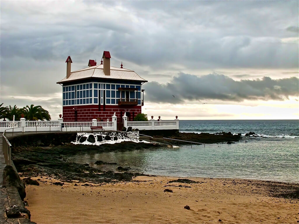 Arrieta :  Arrieta :