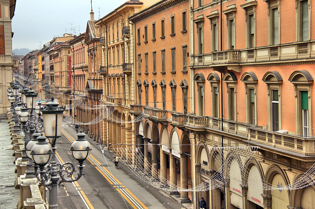 Quando andare a Bologna? Clima e Meteo. 3 mesi da evitare!