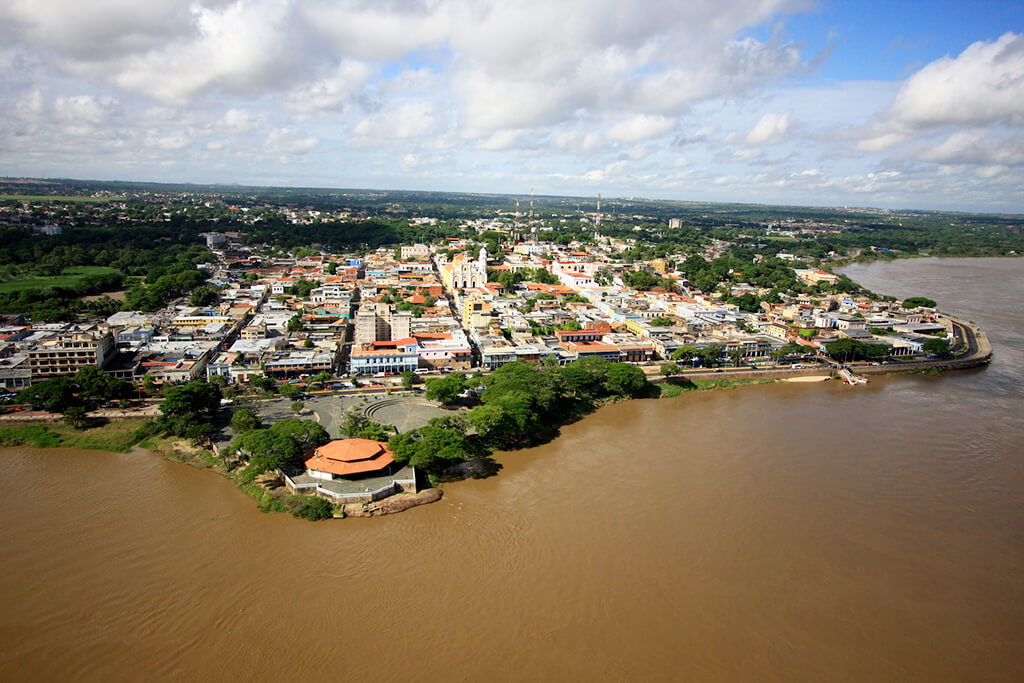 Ciudad Bolívar : Ciudad Bolívar :