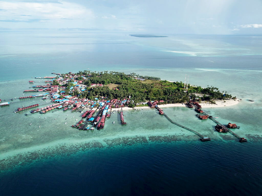 Isole Derawan : Isole Derawan :