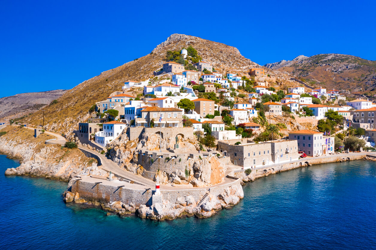 Quando Andare Sull'isola di Hydra? Clima e Meteo. 2 Mesi da Evitare