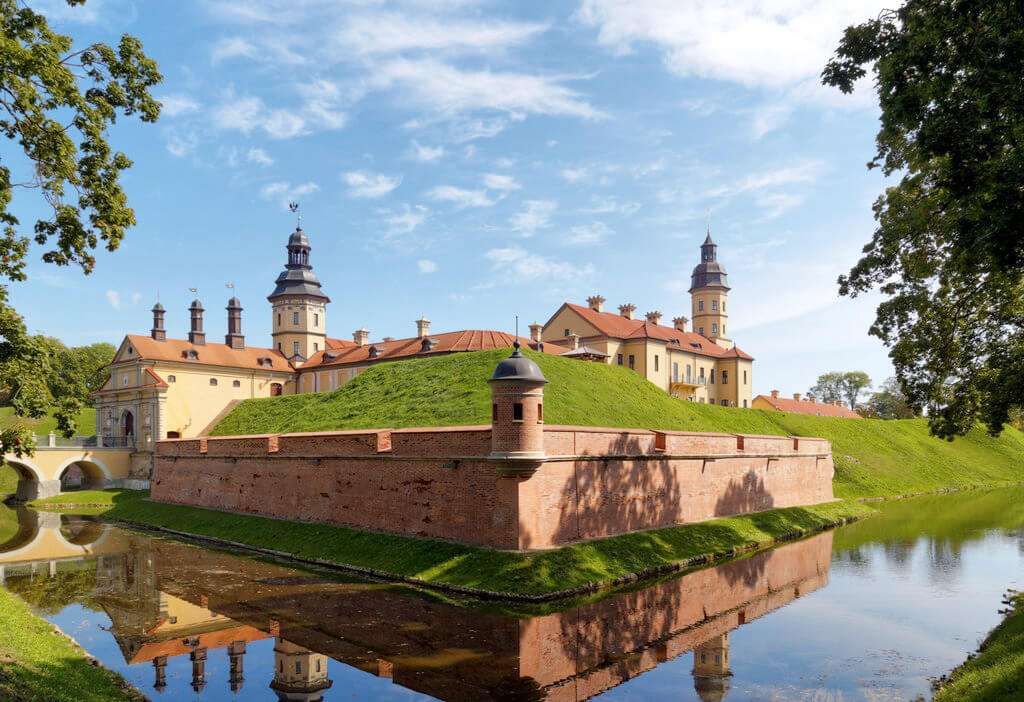 Niasvij :  Niasvij :