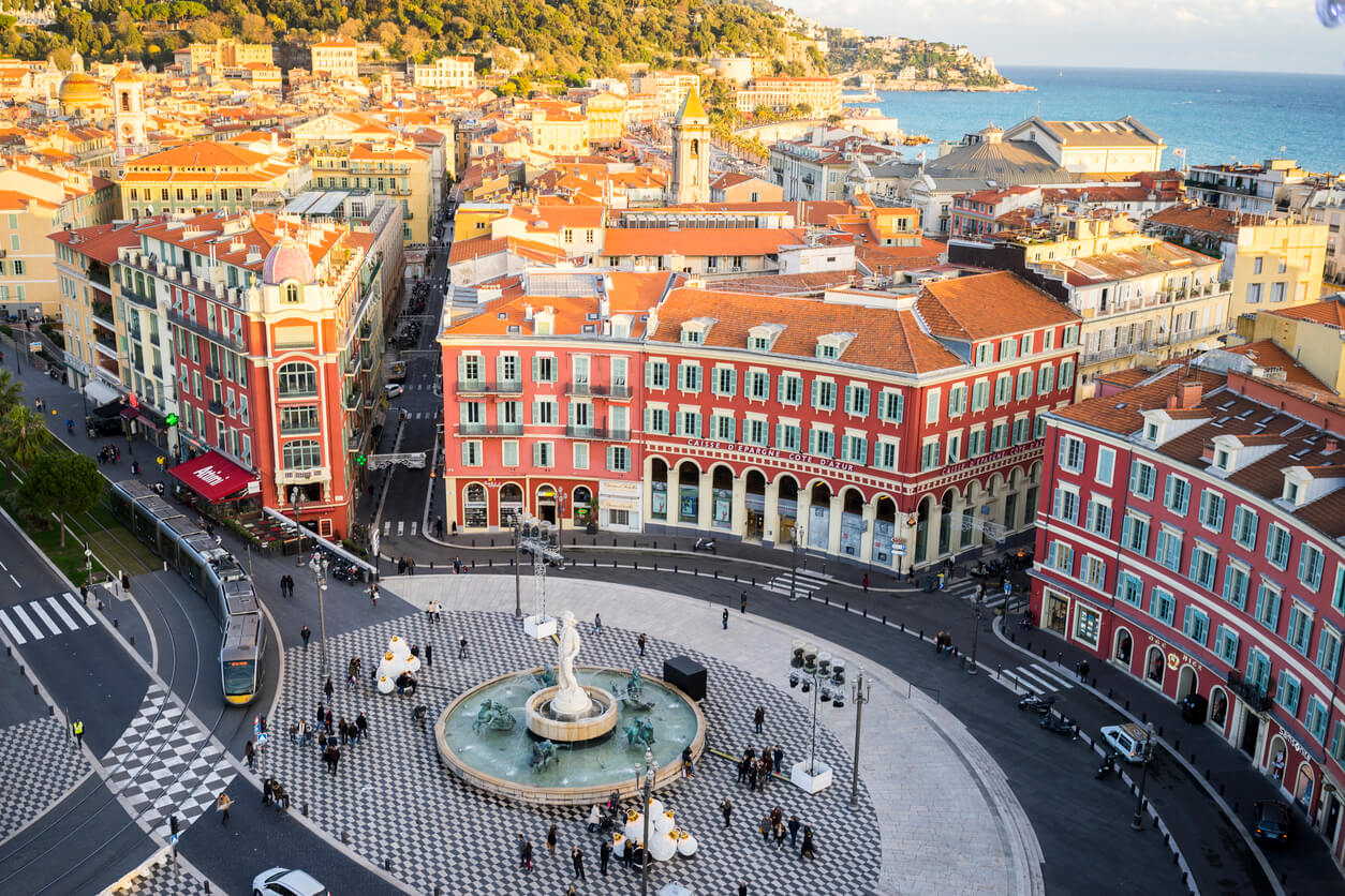 Nizza : Fontaine du Soleil sur la Place Messena à Nice