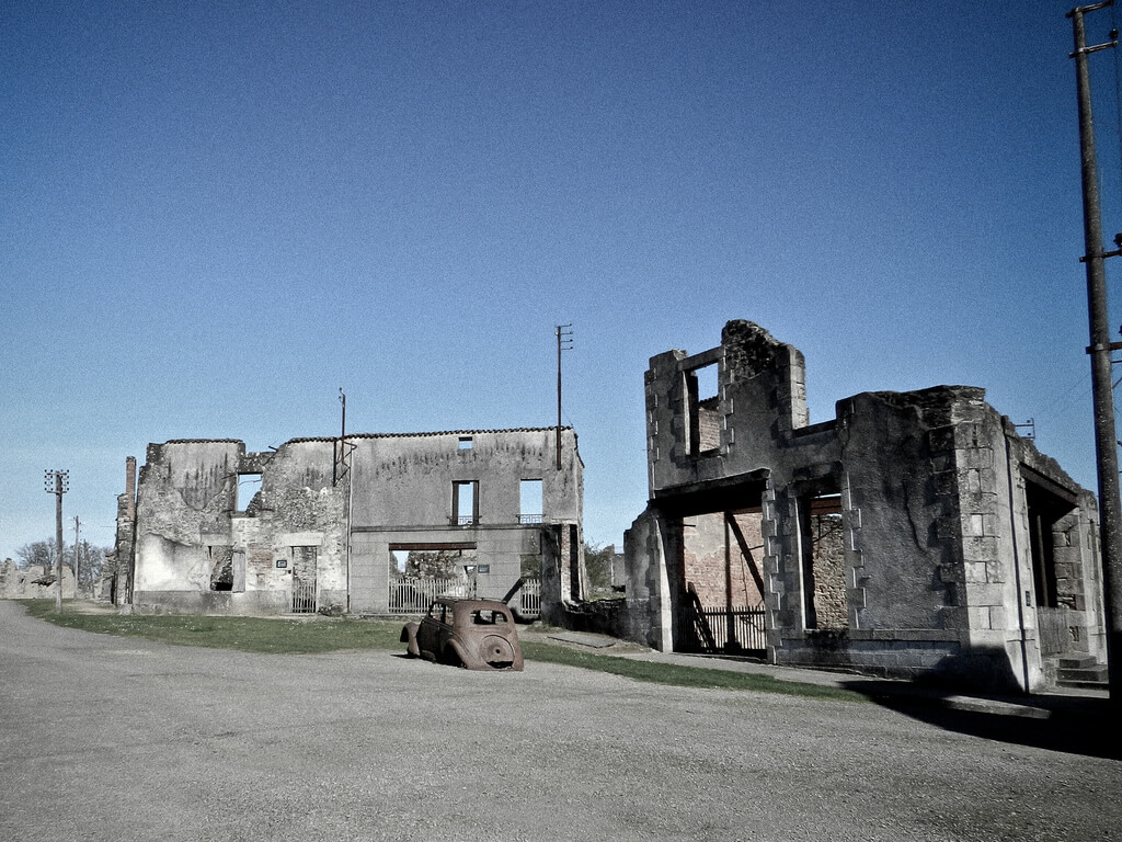 Oradour-sur-Glane : Oradour-sur-Glane :