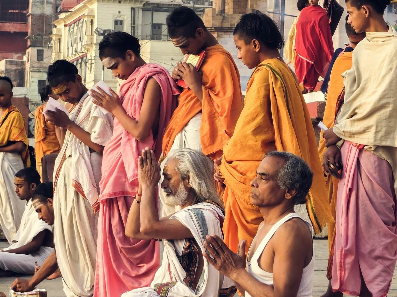 Varanasi (Uttar Pradesh) : Varanasi Varanasi (Uttar Pradesh) : Varanasi