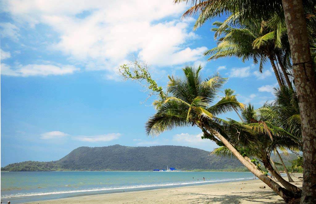 Pantai Patawana :  Pantai Patawana :